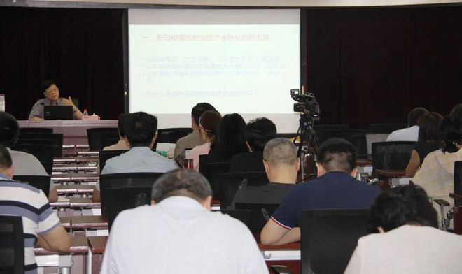 金碚談經濟全球化：堅持方向，深化改革，以更大的開放融入經濟全球化